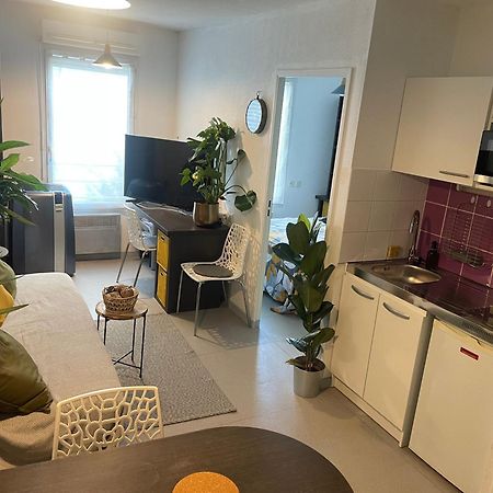 Bed and Breakfast Cosy Arena Ним Экстерьер фото